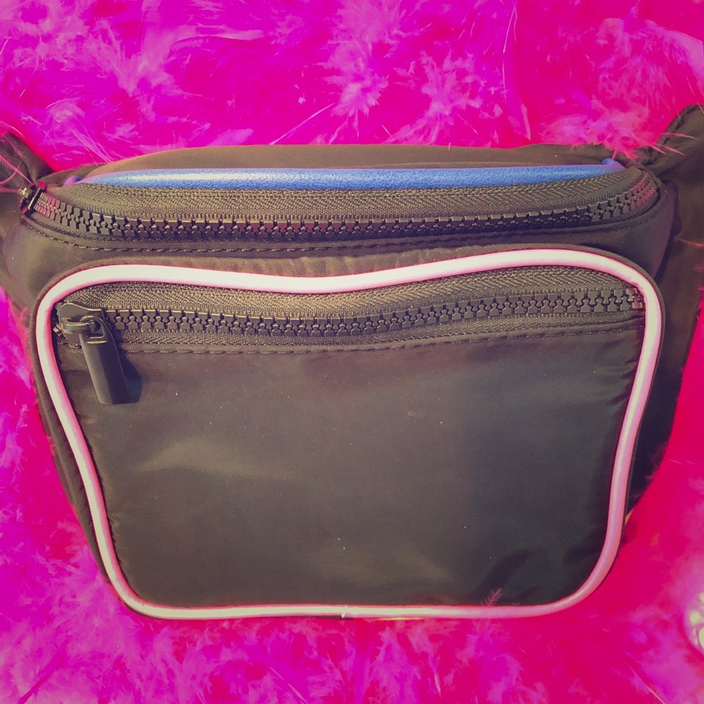 Like New Black Nylon Fanny Pack